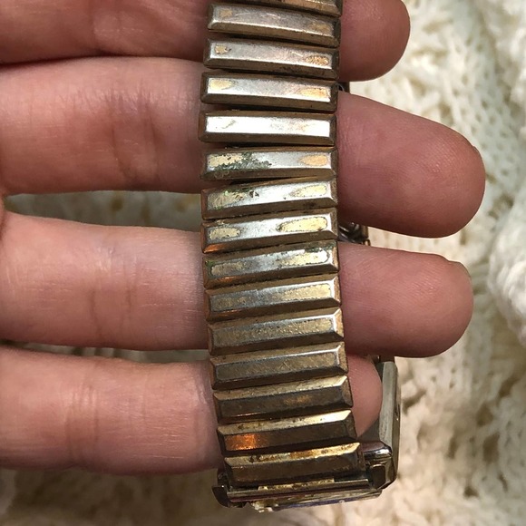 Vintage Mens Gruen Wrist Square Gold Tone Watch - Doesn't Run, For Parts - Picture 7 of 13